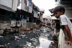 East Jakarta: Where Cracks in the Pavement Bloom Stories, Not Just Stereotypes